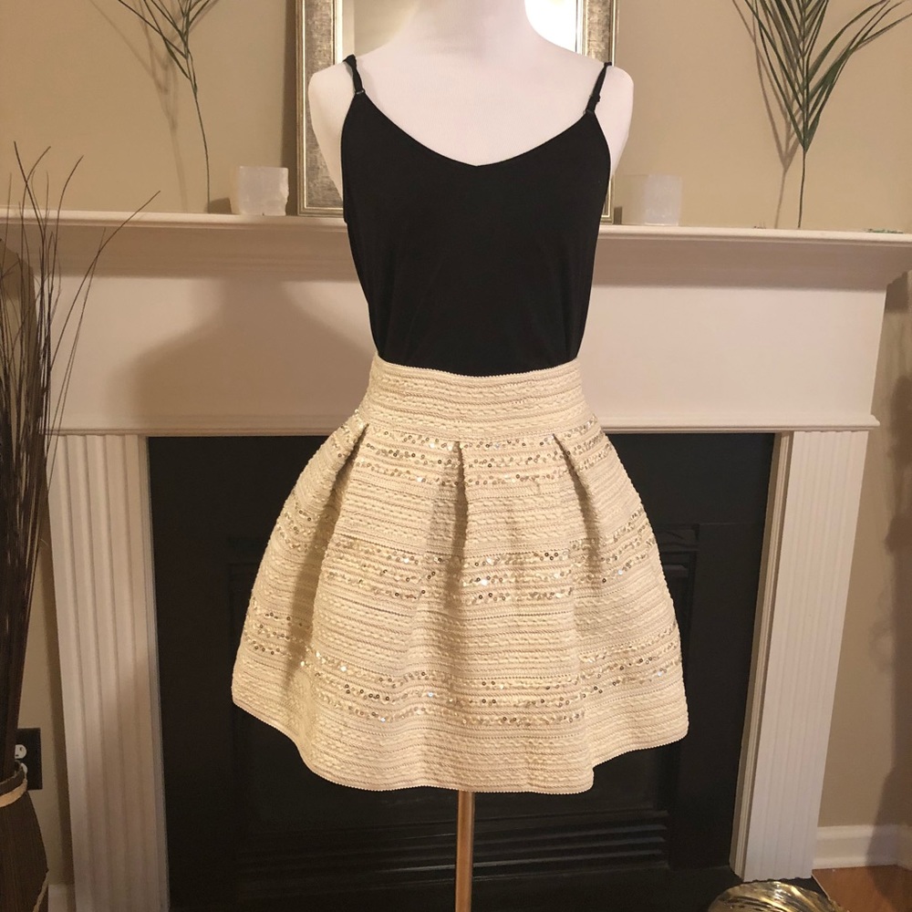 Anthropologie Ginger G Cream pleated mini skirt